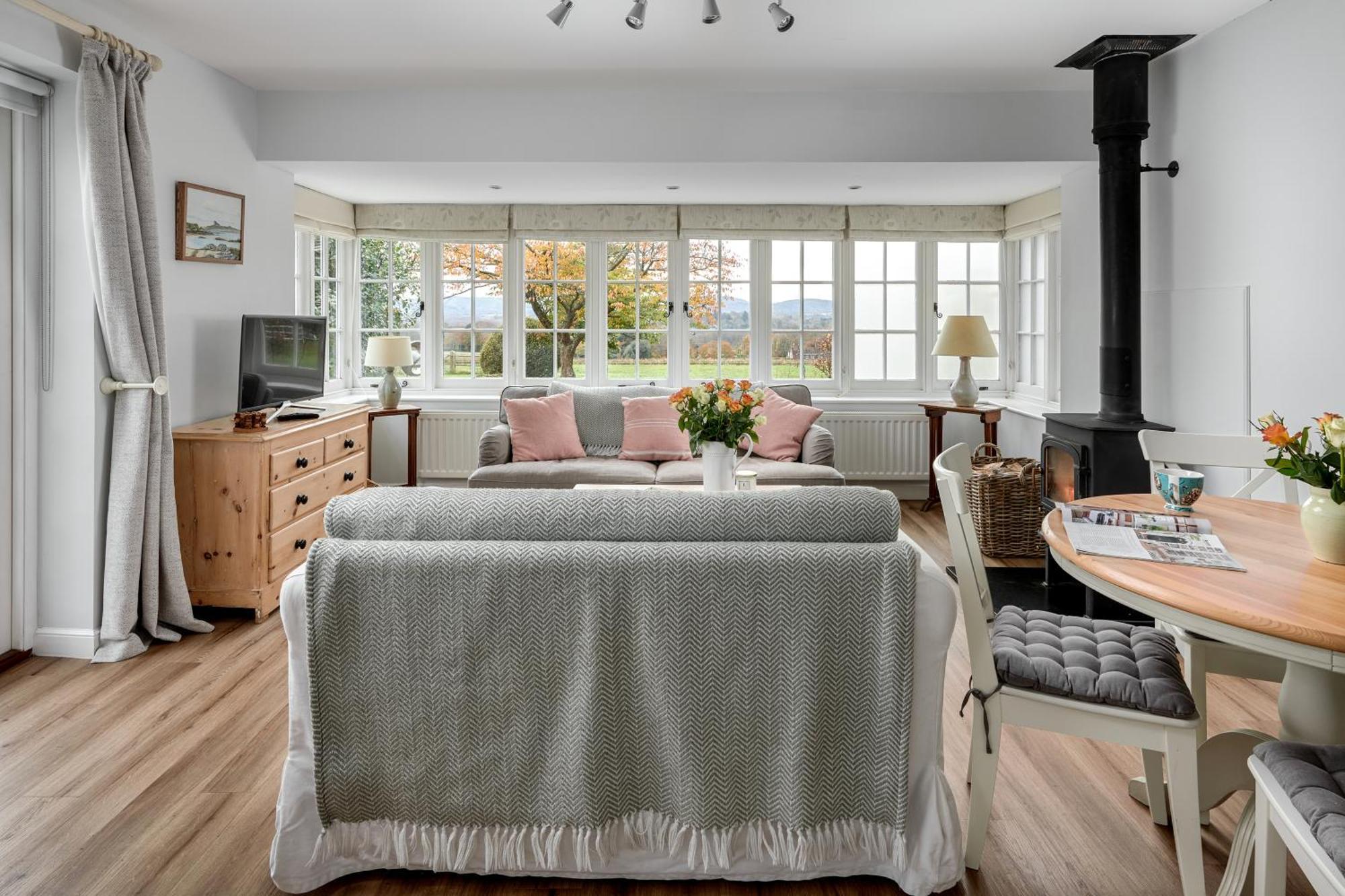 Garden Flat Near Goodwood With Stunning Views Lägenhet Petersfield Exteriör bild